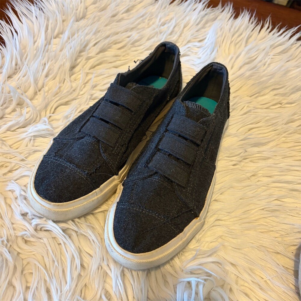 Blowfish Malibu Marley Womens Slip-On Sneakers Black Size 9